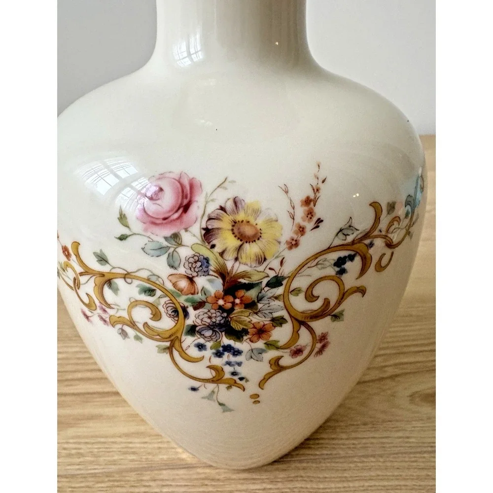 Vintage Lenox Queen's Garden 9.5